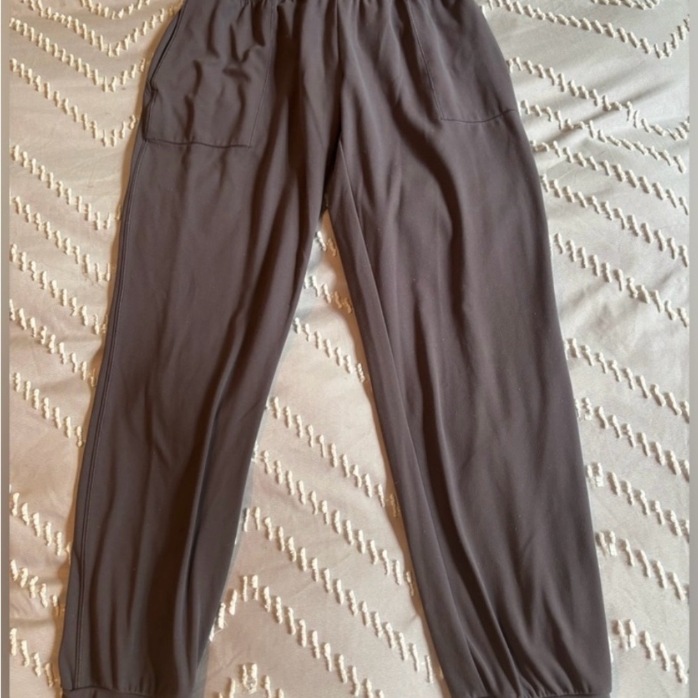 Athleta High Rise Salutation Joggers in Gray Women’s Size XS - Picture 9 of 10
